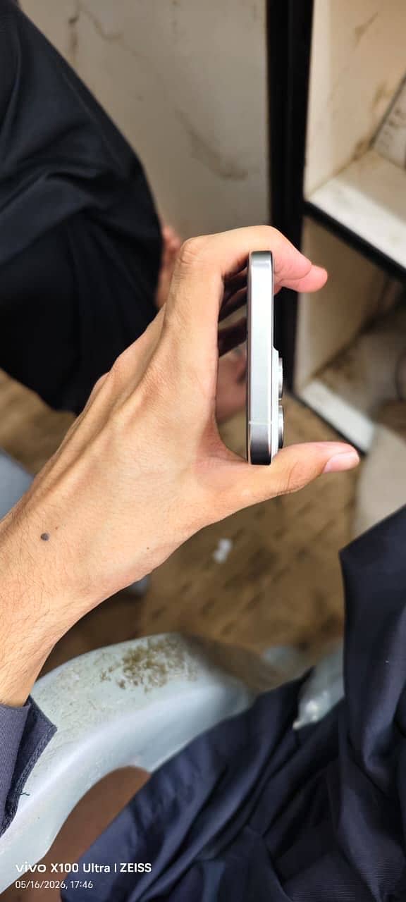 Iphone 15 pro max 1