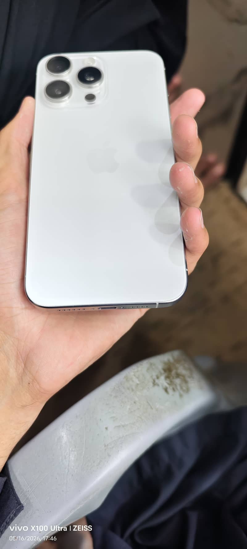 Iphone 15 pro max 2