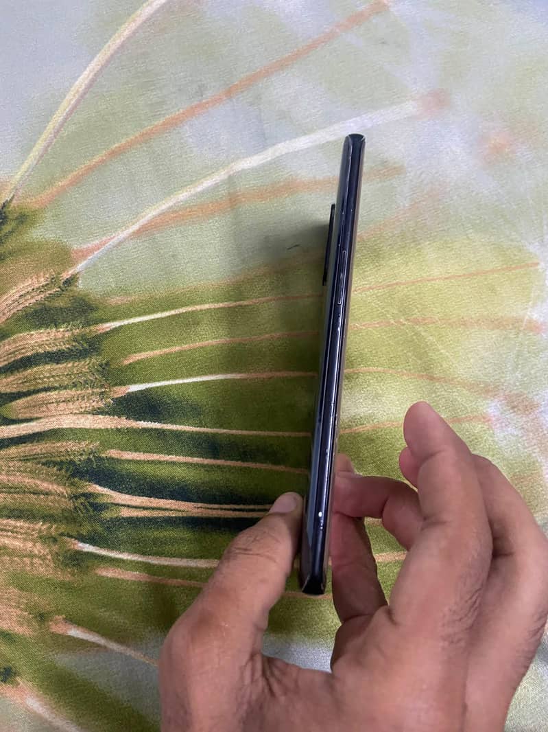 OnePlus 8 5g 0