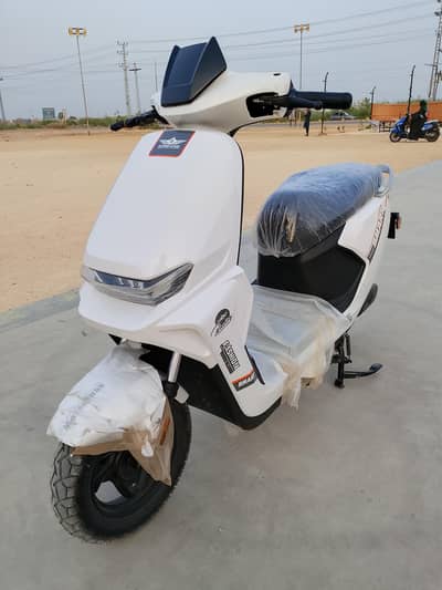 Super Star Electric Scooty Lithium Battery