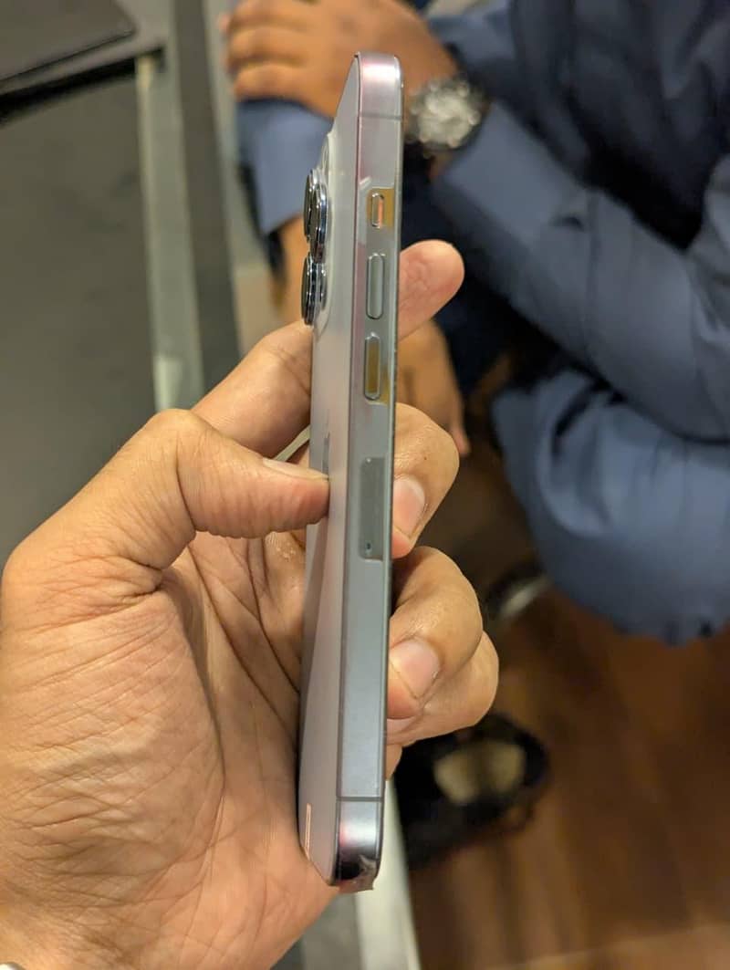 Apple iPhone 13 Pro 5