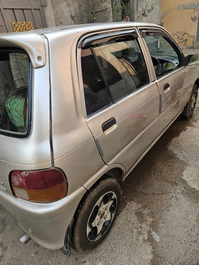 Daihatsu Cuore 2005