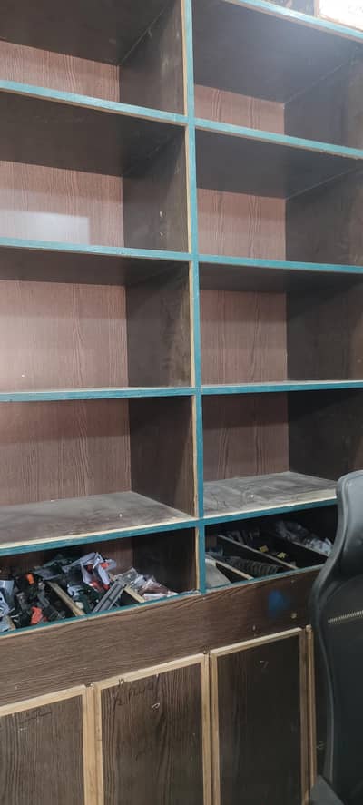 shop almare far sale condition 10/10 hight 8ft chrai 8ft chrai 18inch