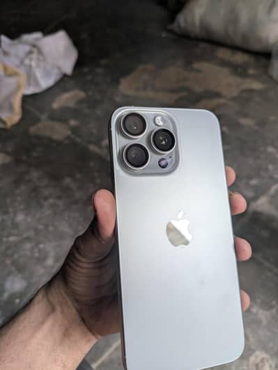 Apple iPhone 15 Pro Max