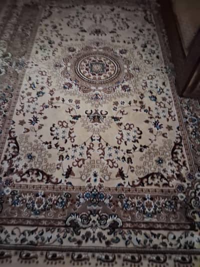 BRAND NEW, UNUSED  QALEEN.  7 by 10