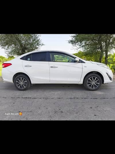 Toyota Yaris 2021 1.5X CVT full option
