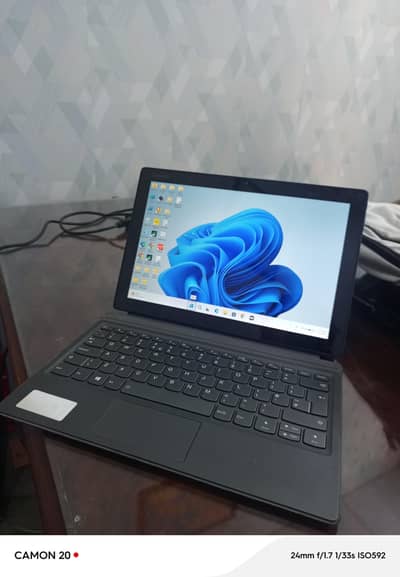 Lenove touch screen and detachable 8/256