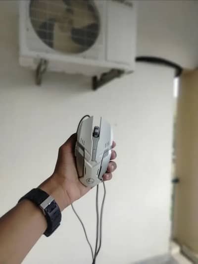 GAMING M9 MOUSE (3600 DPI)