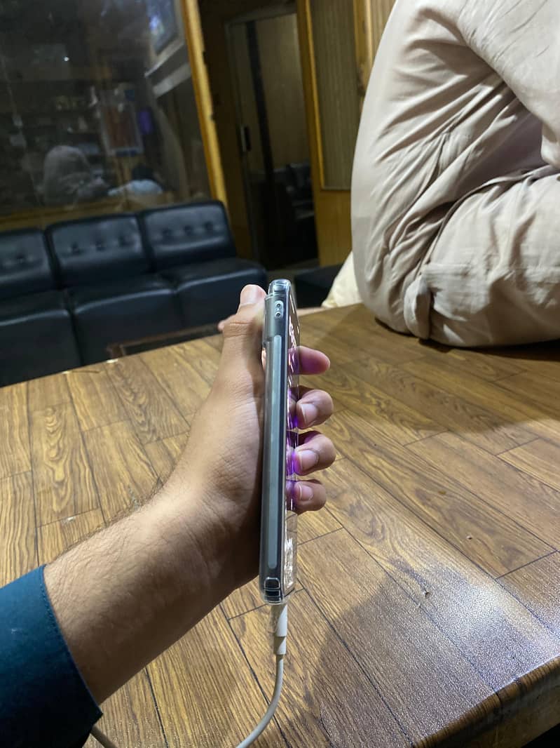 Google Pixel 8 3