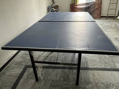 Table tennis table