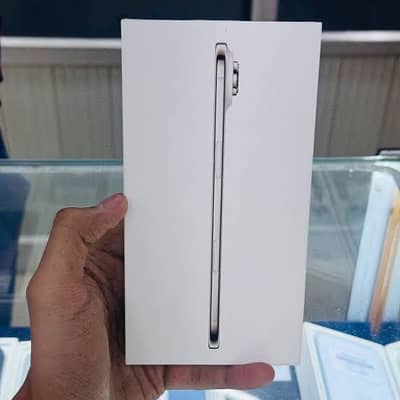 APPLE 17 AIR 256Gb Jv With Box Cable