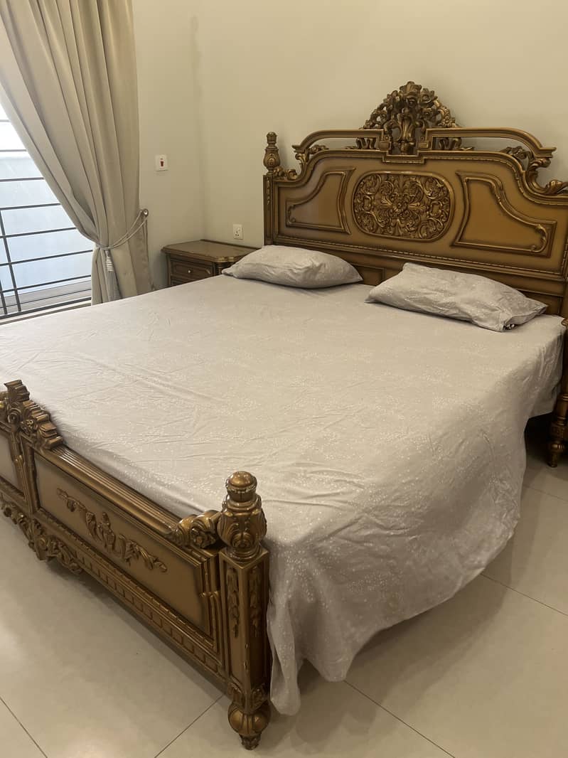 Solid wood bed 3