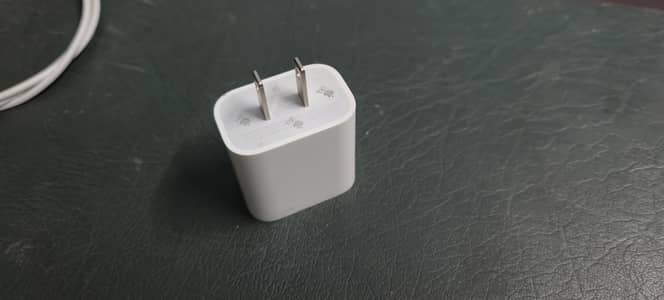 100% Original Apple iPhone 20W Fast Charger & Type-C to Lightning Cabl