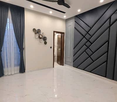 Reasonably-Priced 10 Marla House In Bahria Town - Sector C, Lahore Is Available As Of Now