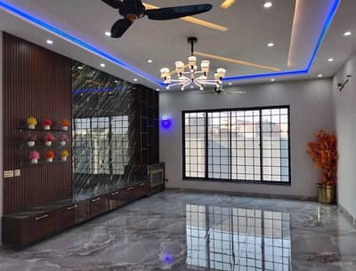 Centrally Located House For sale In Bahria Town - Sector C Available