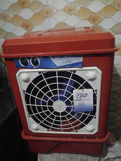 12 v supply small cooler