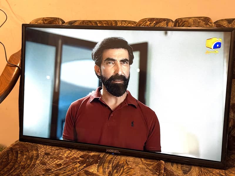 lcd 32inch android 10