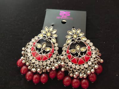 Stylo earrings