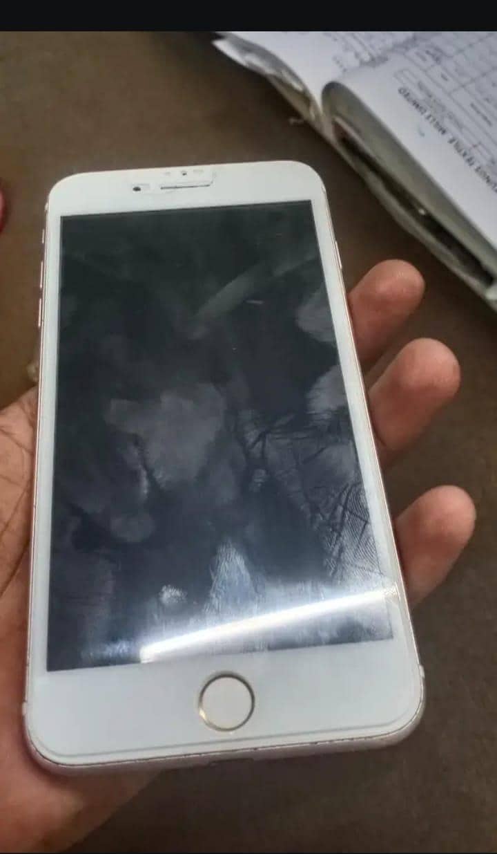 Apple iPhone 7 Plus 1