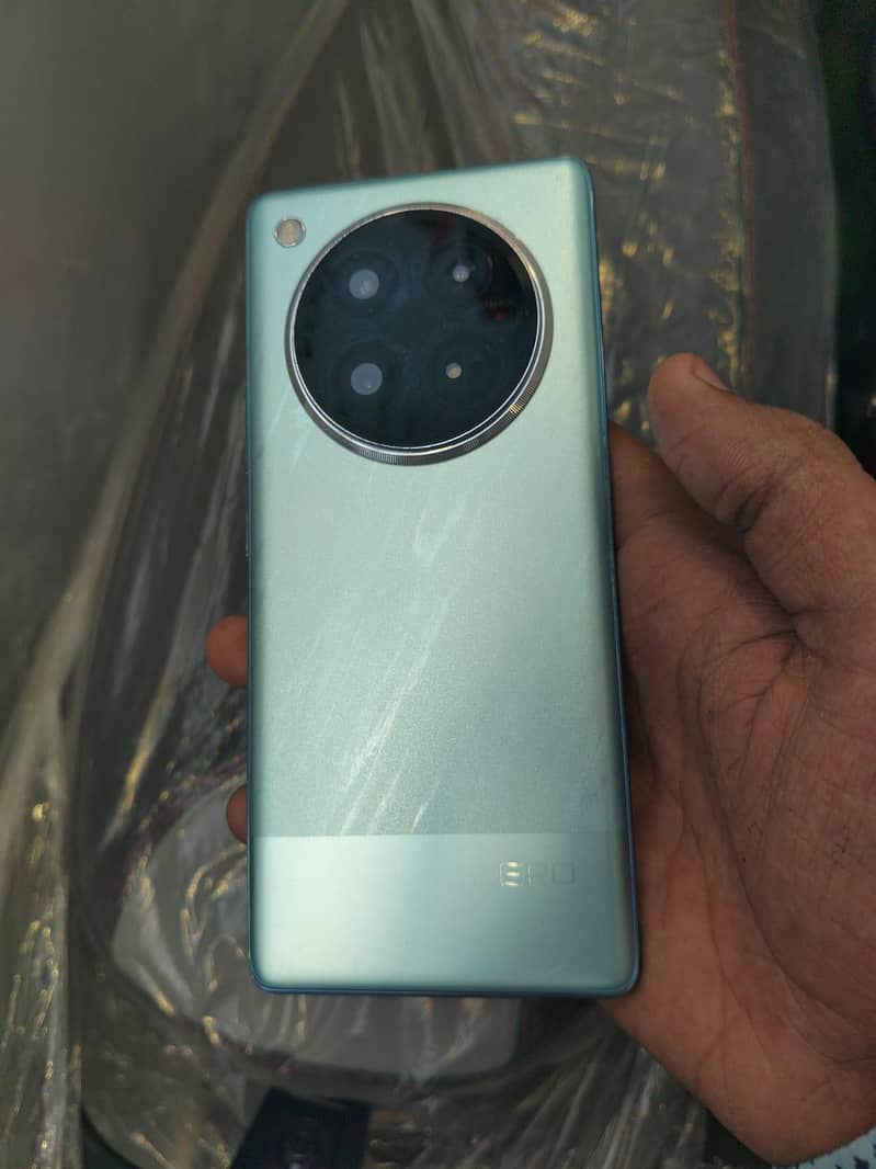Infinix Zero 40 2