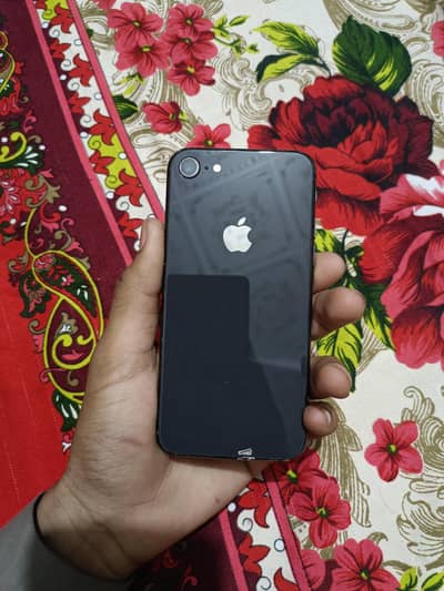 Apple iPhone 8
