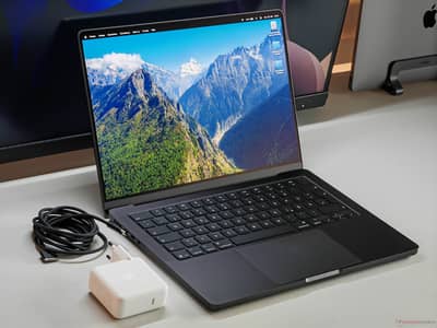 Macbook Pro 14 M5 MDE34 10 Core CPU 10 Core GPU 24GB 1TB Space Black
