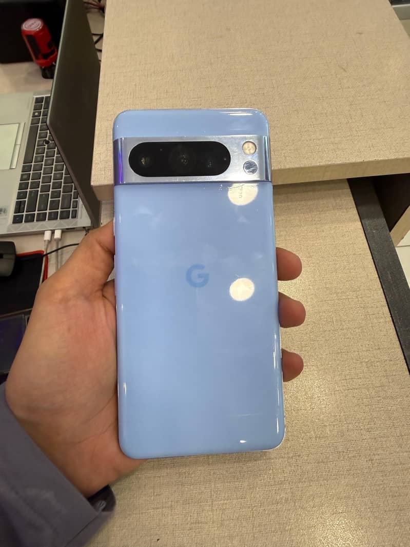 Google Pixel 8 Pro 4