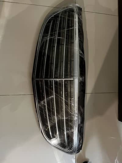 Mercedes Benz C class front grill (W205)