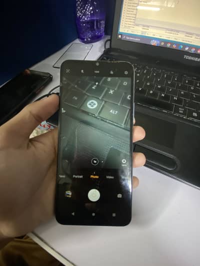 VivoV2043_21