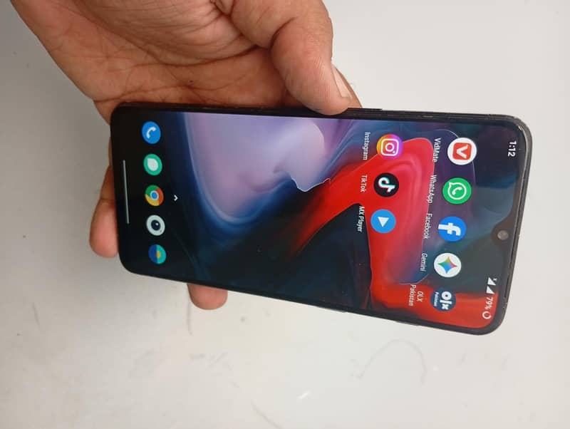 One Plus 6T 1