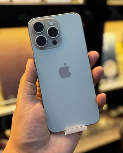 iPhone 15 Pro Max