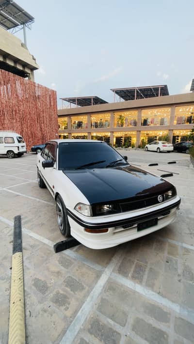 Toyota Corolla 1990