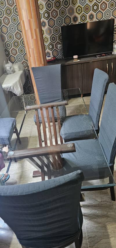 dining table with 6 chairs