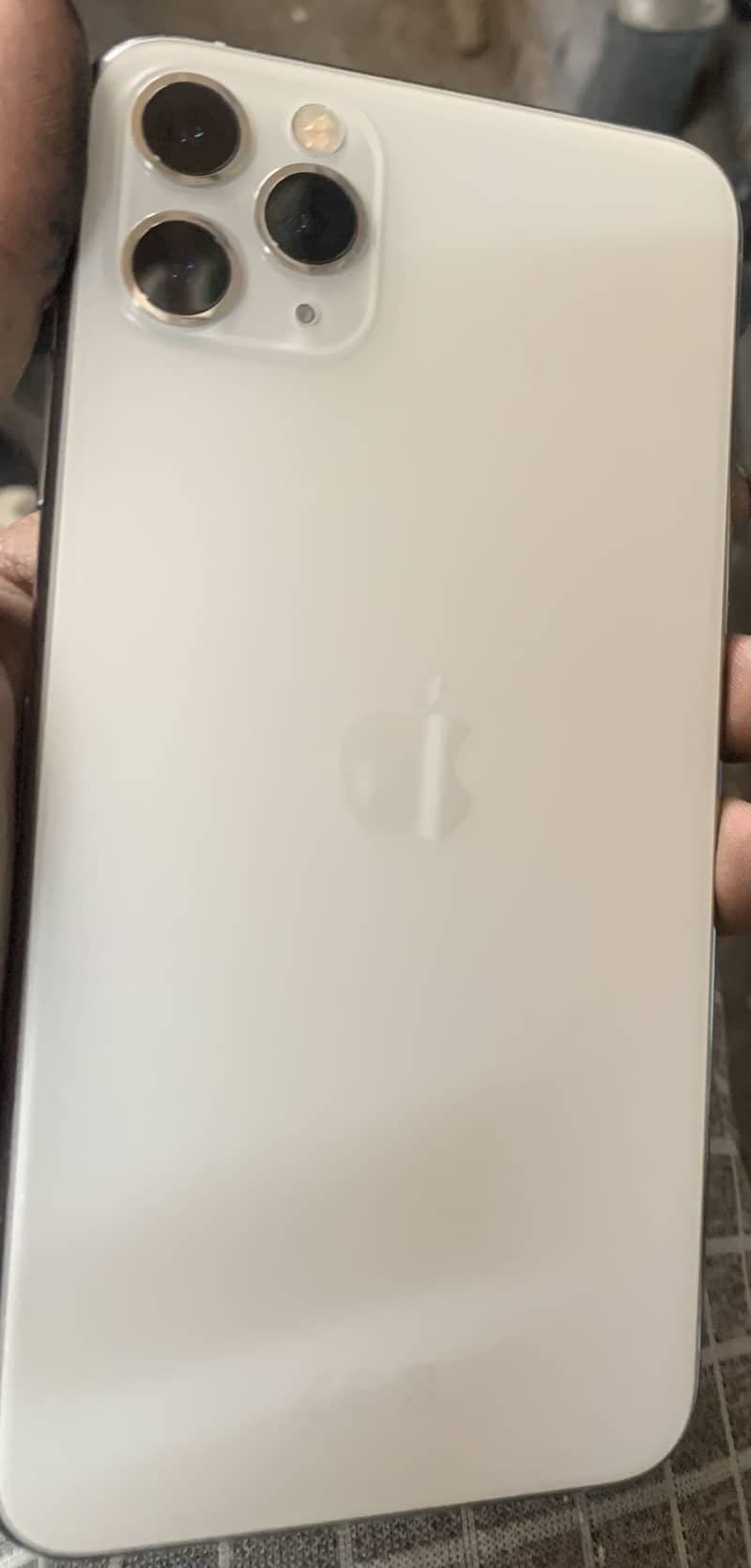 iPhone 11 Pro Max 2