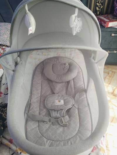 Electric cot music and swing