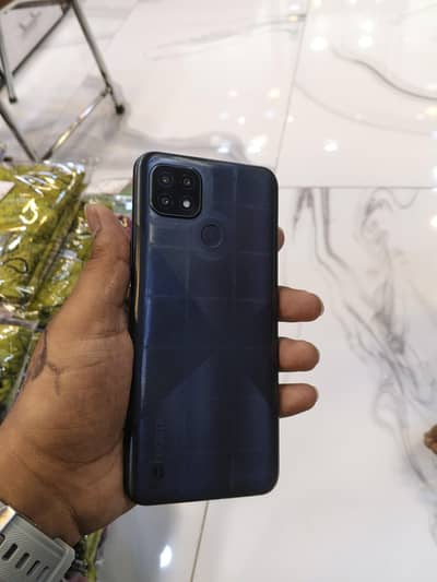 realme c21