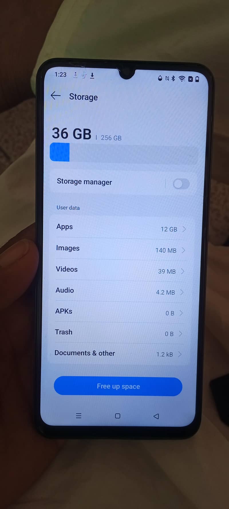 realme  c61 1