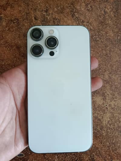 Apple iPhone 15