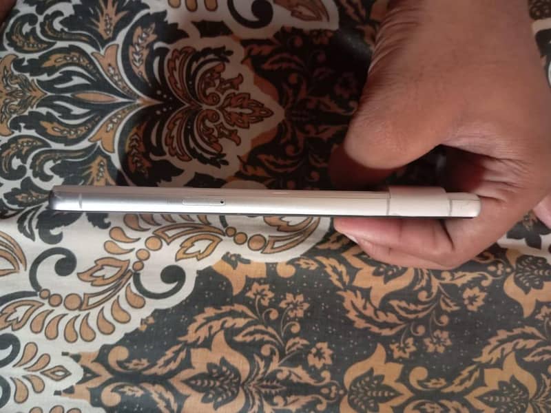 Google Pixel 7 3