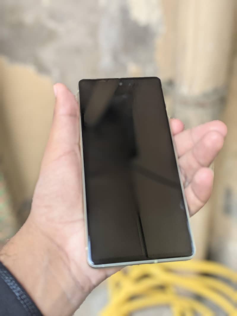 Google Pixel 7 5