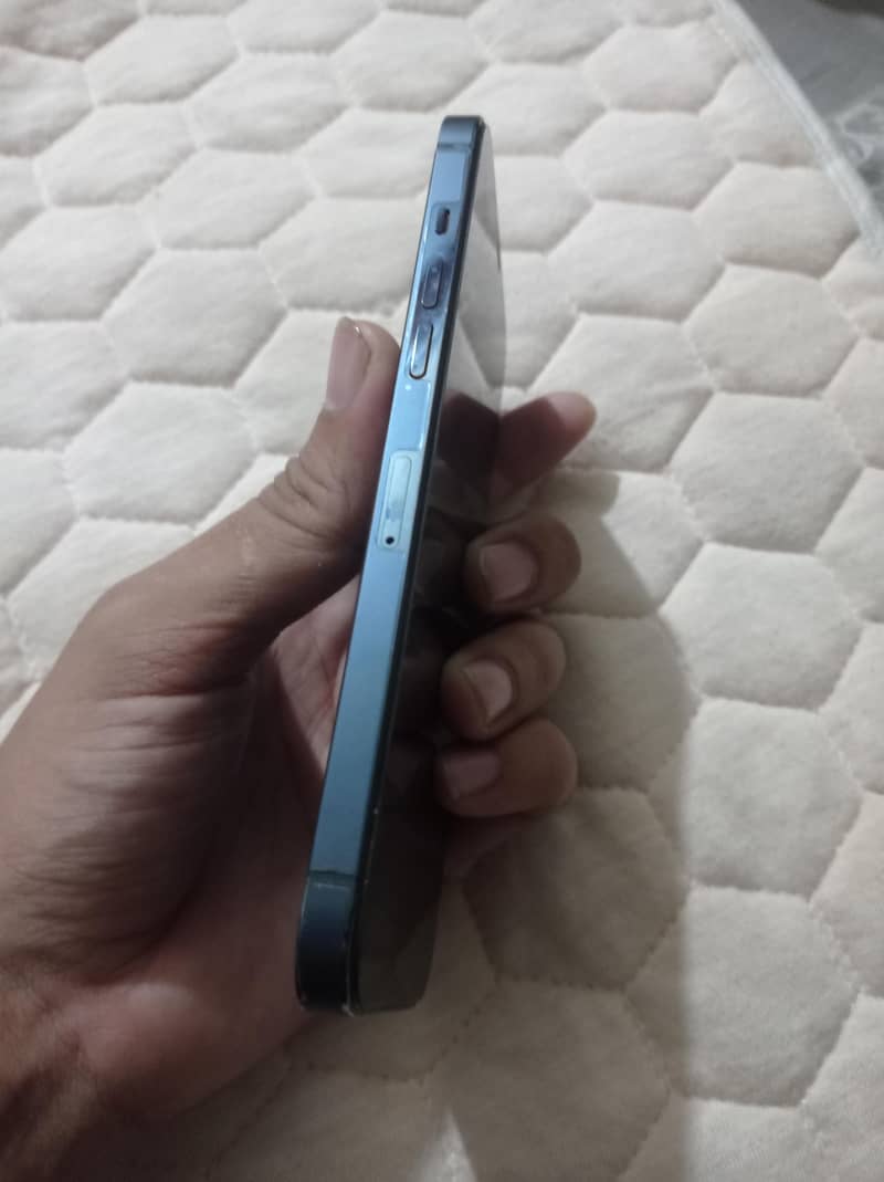 Apple iPhone 12 Pro Max 5