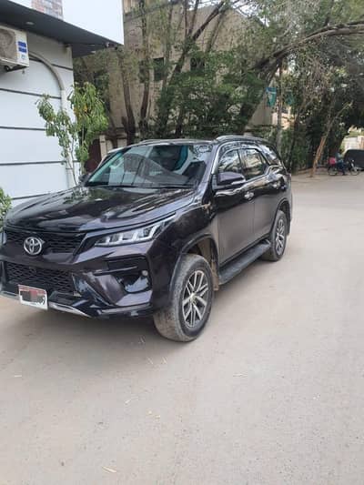 Toyota Fortuner V 2017