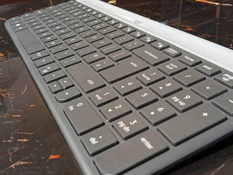 Logitech K-470 pair 4