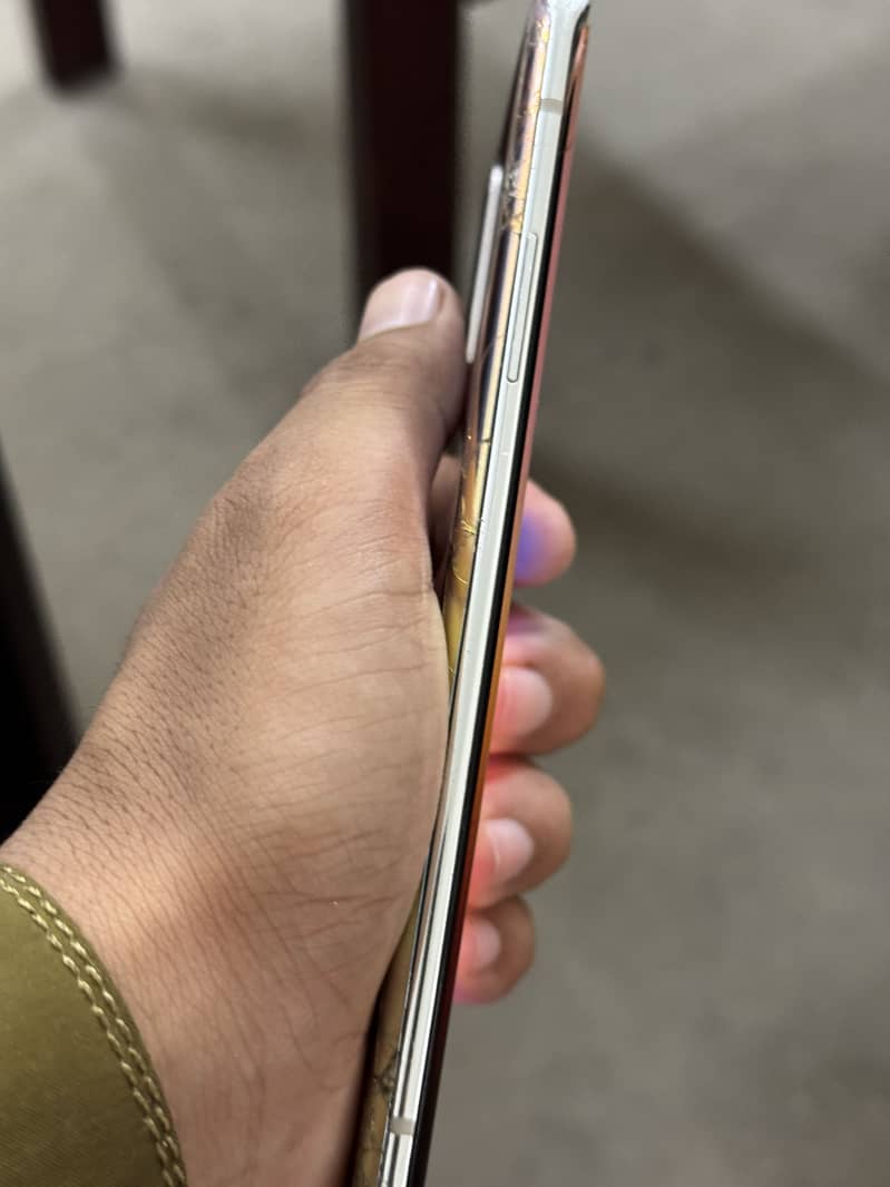 One Plus 8TMO 5