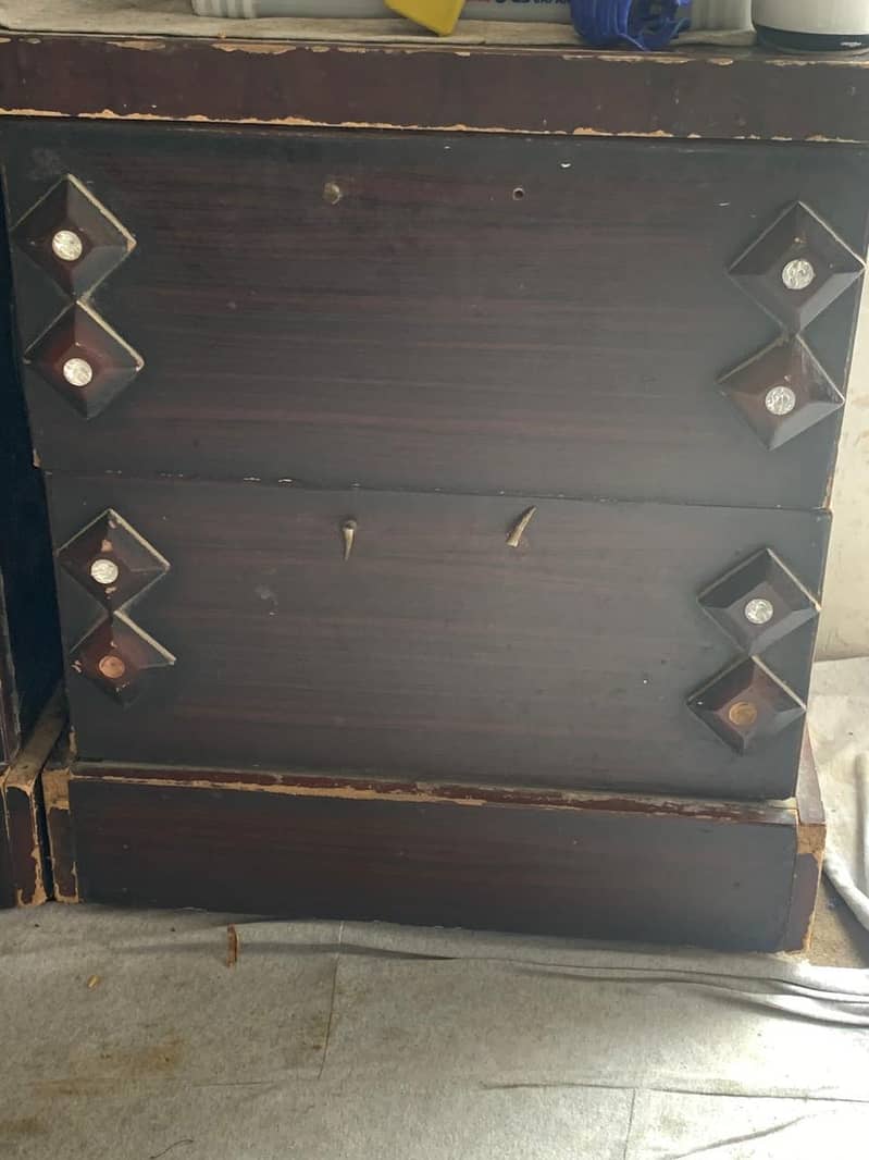 Bed dressing divider corner 2