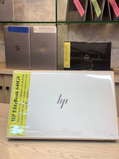 Hp Elitebook 640 G9 in 10/10 Condition