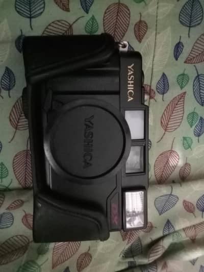 yashica reel camera
