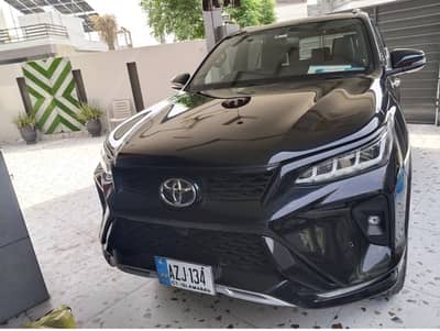 Toyota Fortuner Legender 2022