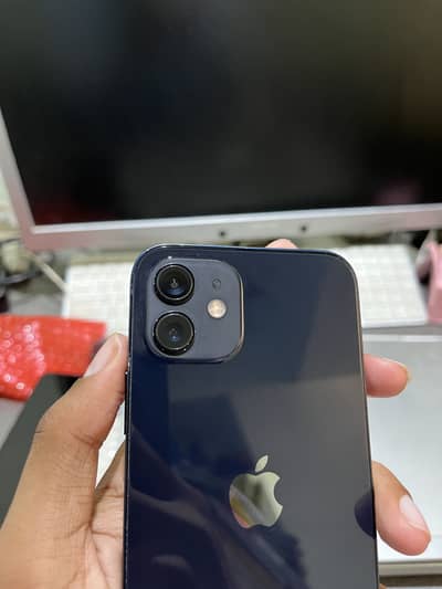iPhone 12 factory’s unlock 85 health waterpack