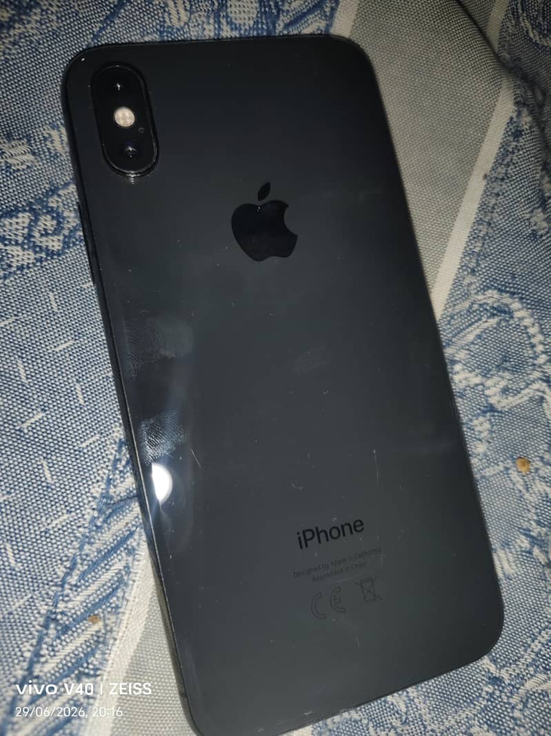 Apple iPhone XS 5